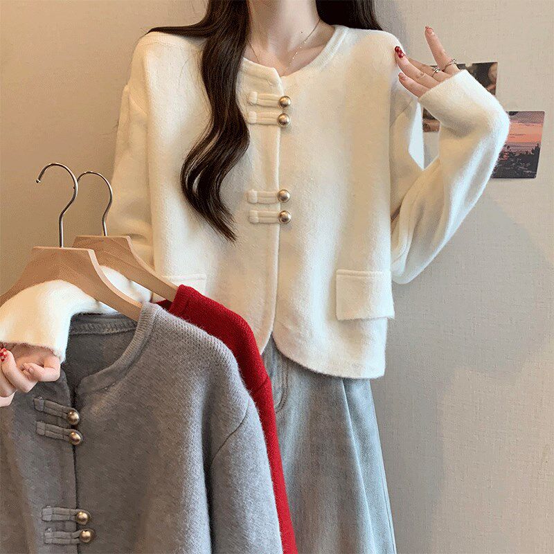 新中式国风盘扣针织衫毛衣女春秋新款大码胖mm法式设计感上衣外套