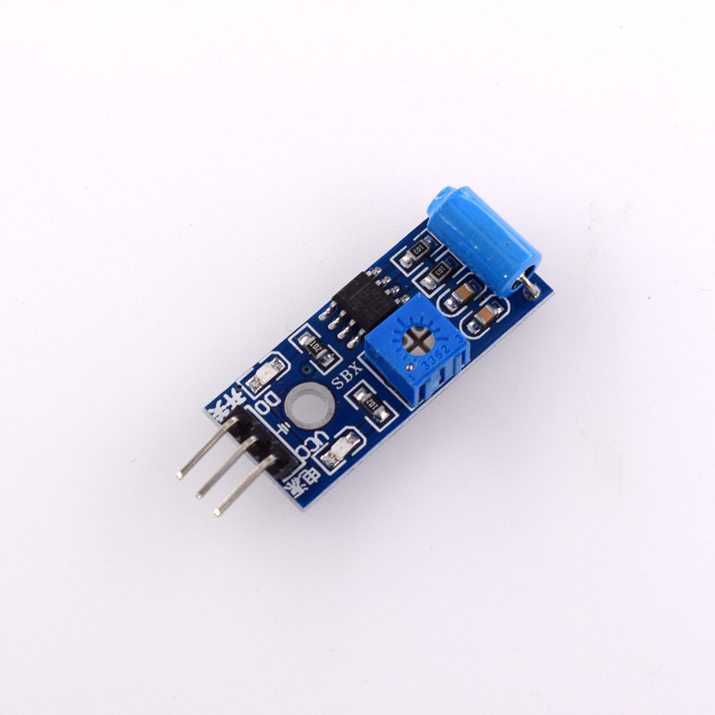 常闭型震动传感器模块 报警器感应模块 SW-420