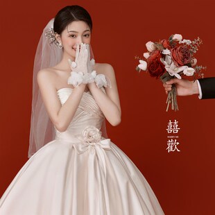 法式 简约抹胸花朵公主蓬蓬裙新娘出门纱齐地超仙 缎面婚纱2024新款