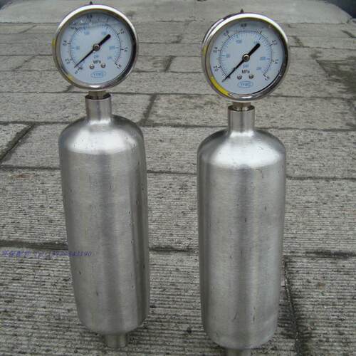 【高品质】计量泵用 DN15/20/25/32 不锈钢容积式脉冲阻尼器 壁厚