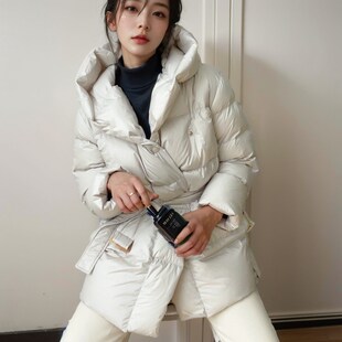 2024年冬季收腰棉服女中长款连帽气质显瘦时尚小众加厚面包服外套