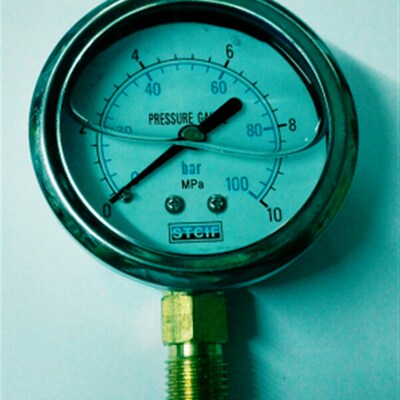 stcif牌耐震压力表 pressure gauge 0~100bar/0~10mpa stc1f