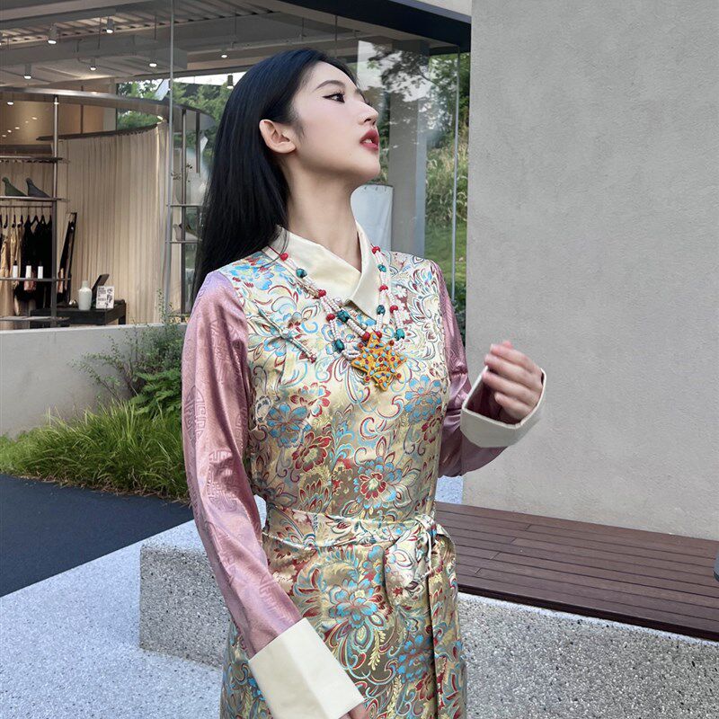藏蓝的诗 妍如桃杏 2024秋冬新款西藏服博拉连衣裙粉色民族风气质