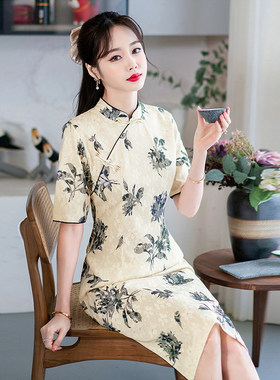 胖妹妹气质新款改良蕾丝旗袍2025春夏优雅复古印花大码修身连衣裙