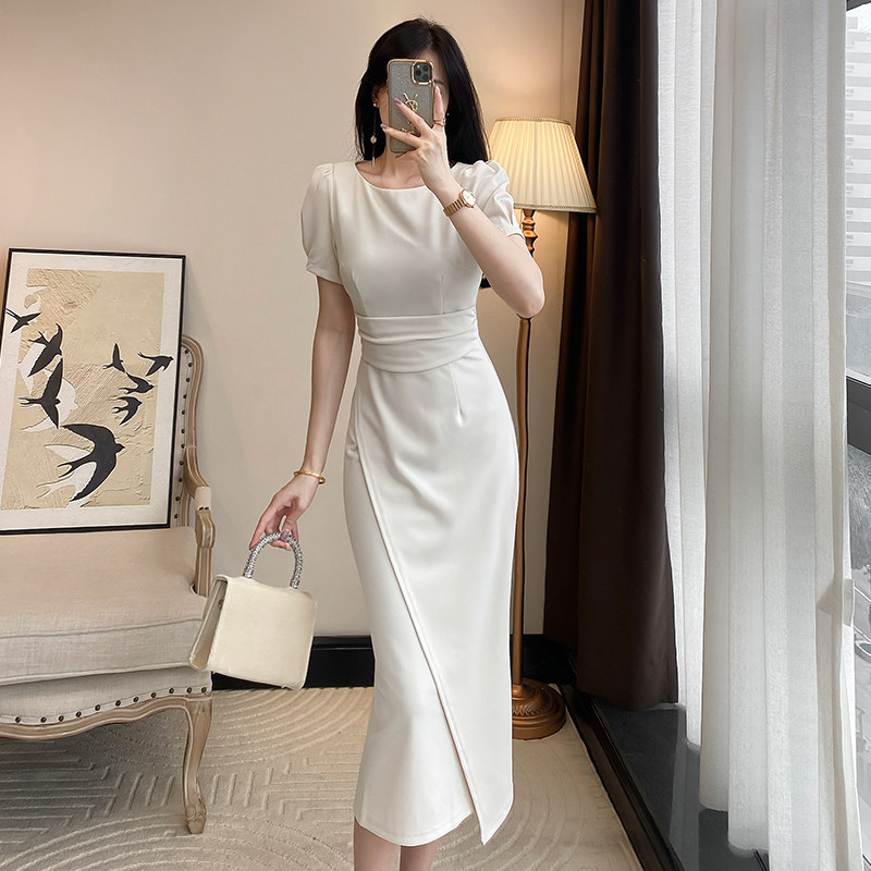 法式高端白色长裙礼服女夏季新款高级感收腰御姐风圆领气质连衣裙