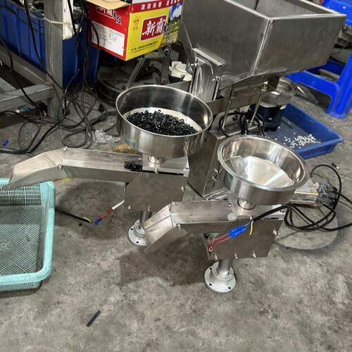 小型振动盘料仓不锈钢圆形给料器C振动盘储料仓全自动补料器加料