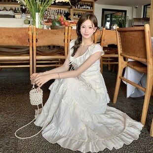 新款 甜美刺绣连衣裙女夏季 气质方领超好看显瘦仙女裙 胖mm法式 大码