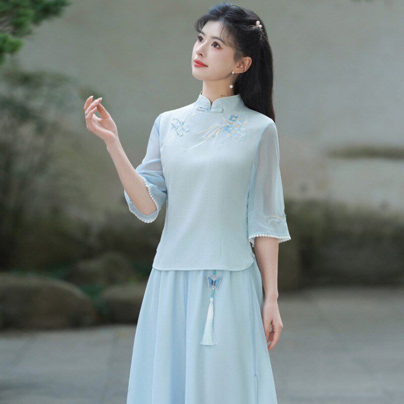 新中式汉服女款2025新款国风刺绣盘扣改良旗袍上衣阔腿裤茶服套装