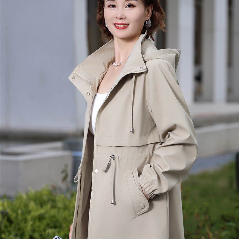 中年妈妈秋装外套2025新款中老年女装可拆卸帽子中长款风衣女