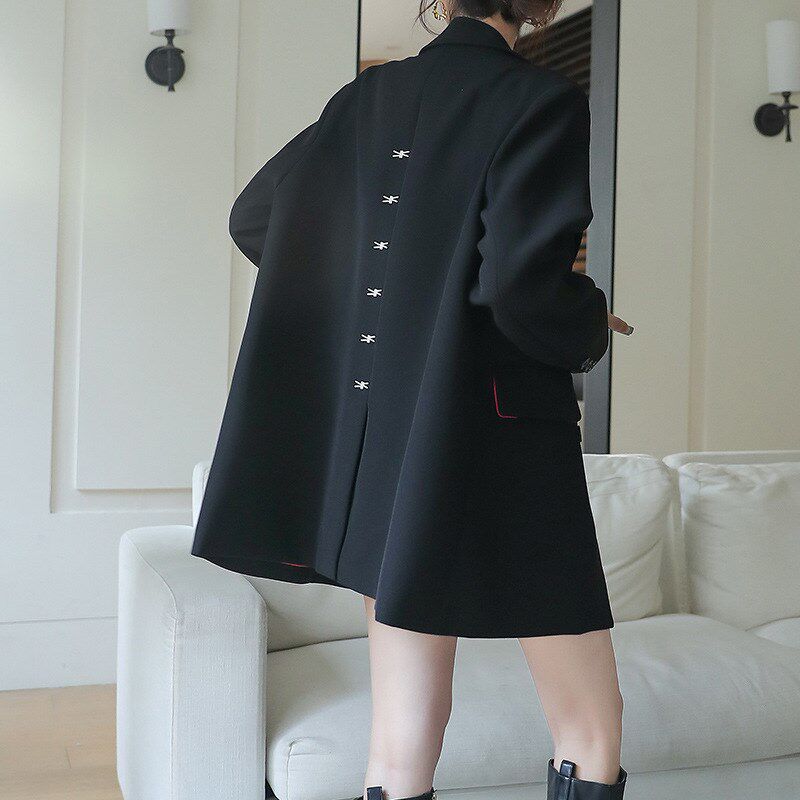 大码设计感黑色西装外套女2025春秋胖mm韩版宽松开叉气质西服上衣
