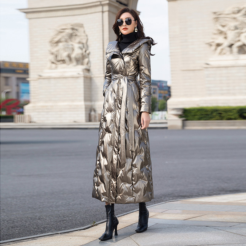 长款羽绒服女2021年新款女款时尚洋气到脚踝咖色轻薄过膝收腰外套