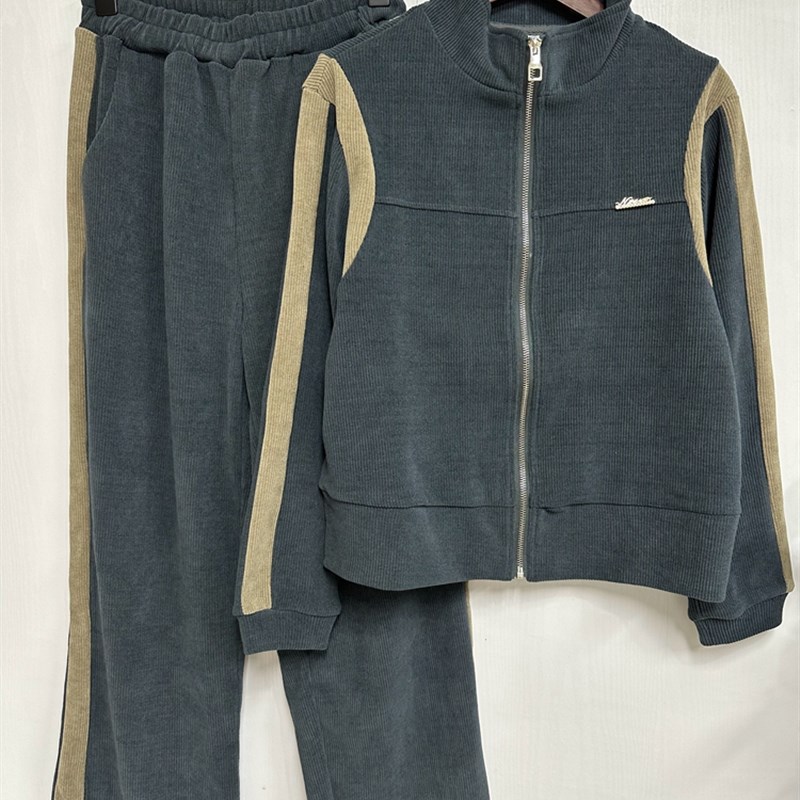 中年妈妈春秋运动服套装气质两件套中老年休闲外套秋装宽松上衣