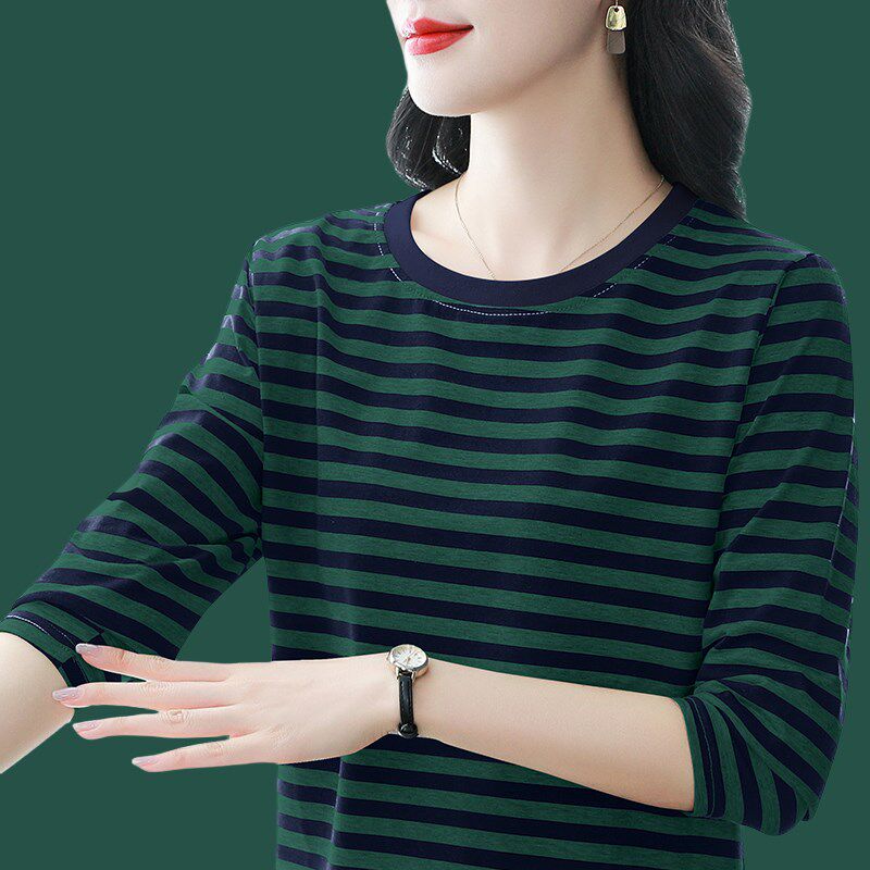 春秋季2024新款长袖t恤女士大码宽松打底衫薄款体恤洋气减龄上衣
