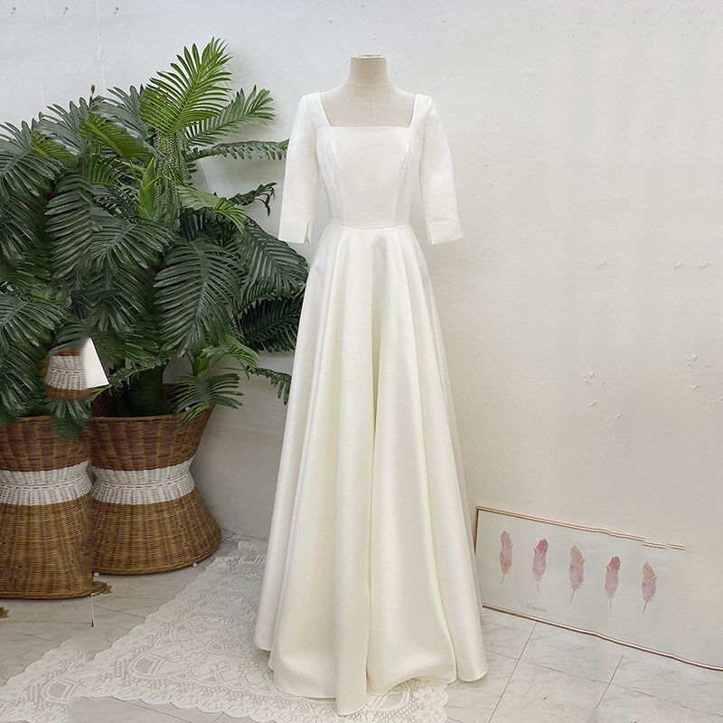 新款缎面轻主婚纱复古法式方领长款齐地中袖秋季简约韩版婚礼结婚
