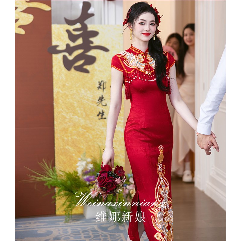 旗袍敬酒服新娘2025新款高级感新中式刺绣订婚礼服连衣裙显白回门