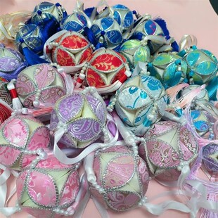 广西绣球壮乡壮锦信物结婚纪念成品纯手工编织工艺品中式(8公分)