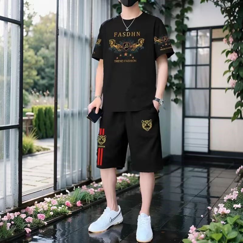 2025年男士夏季薄款冰丝短袖短裤时尚套装潮流帅气百搭两件套夏装