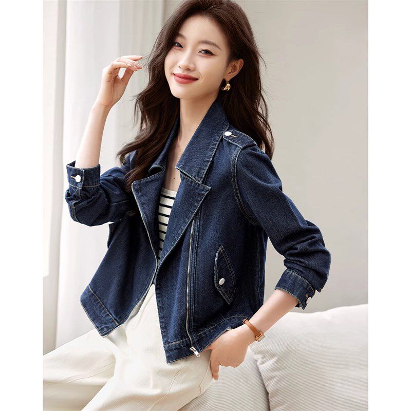 正肩翻领牛仔外套女2024春秋新款时髦休闲时尚百搭设计感夹克上衣