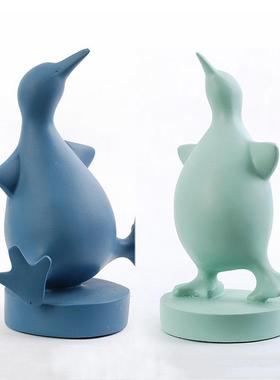 儿童房意企鹅卡通摆件样间板萌宠艺品术创工艺摆设电视柜家居软装