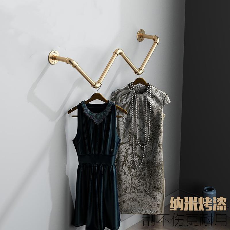 式工BC046业风水管挂衣架服装上墙展示衣架帽架壁挂艺铁衣