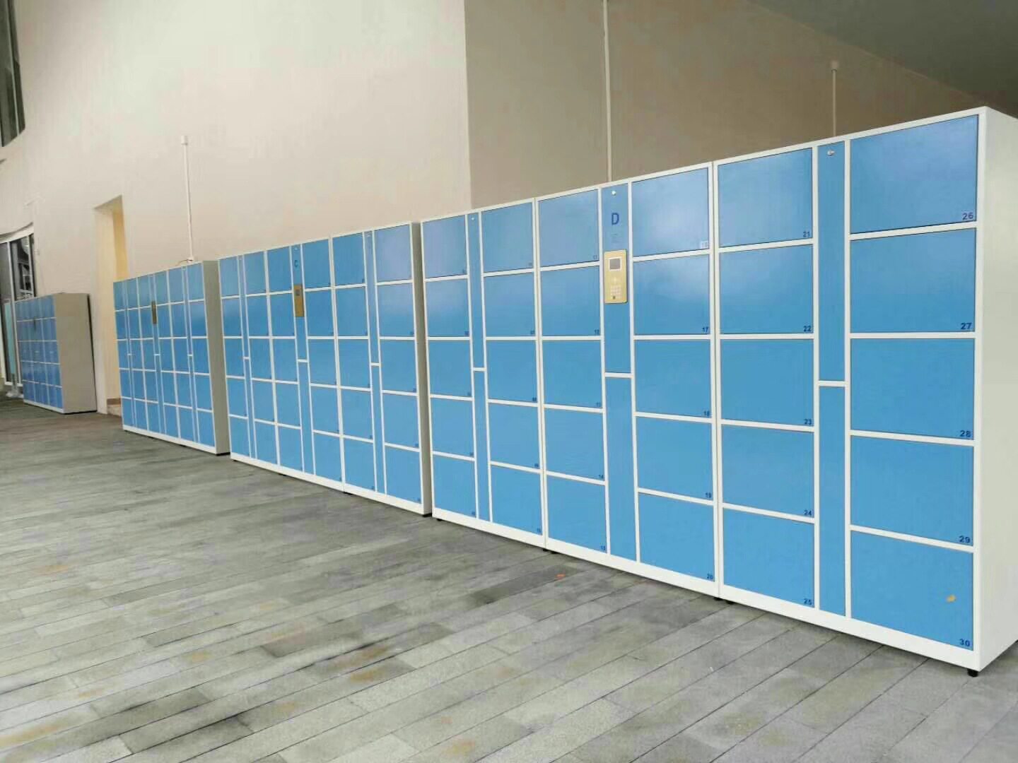 厂家直供超市智能电子存包柜