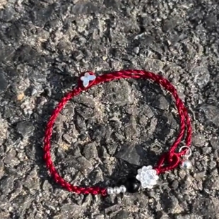 敲百搭简约风银小莲花灵动小蝴蝶铃铛本命年红手绳轻奢新年礼物