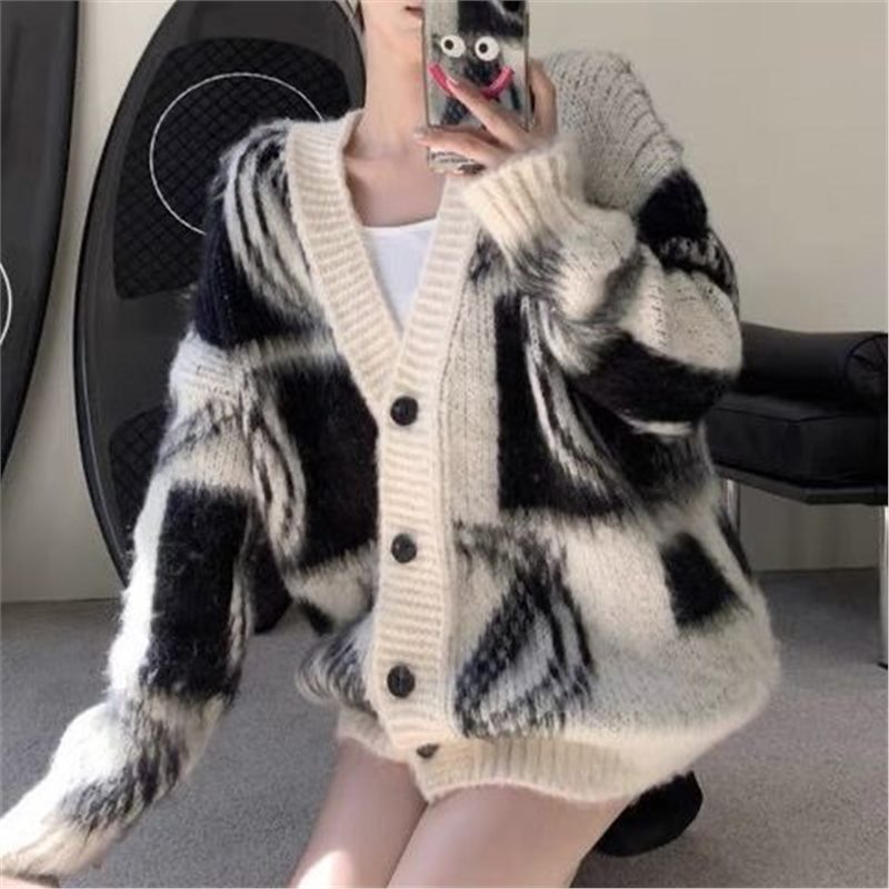 韩系高级感针织开衫女秋冬300斤大码胖mm毛衣慵懒风宽松外套上衣