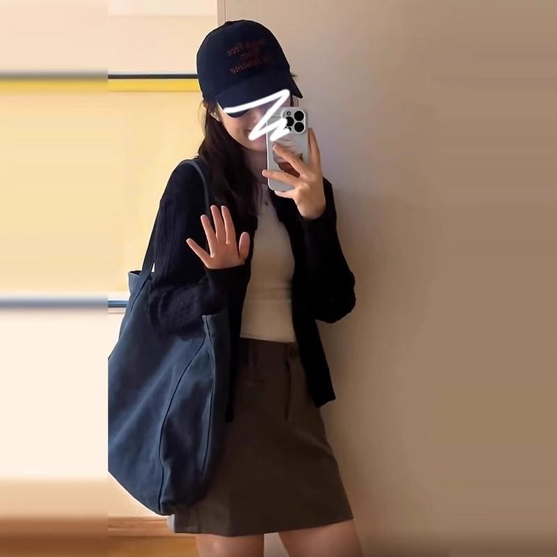 黑色针织开衫外搭女秋冬季2024新款毛衣长袖短款高级感超好看外套