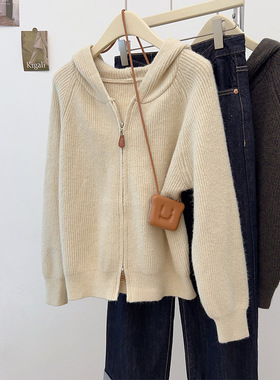 2025新款简约休闲双拉链设计感插肩长袖连帽针织开衫女百搭外套女