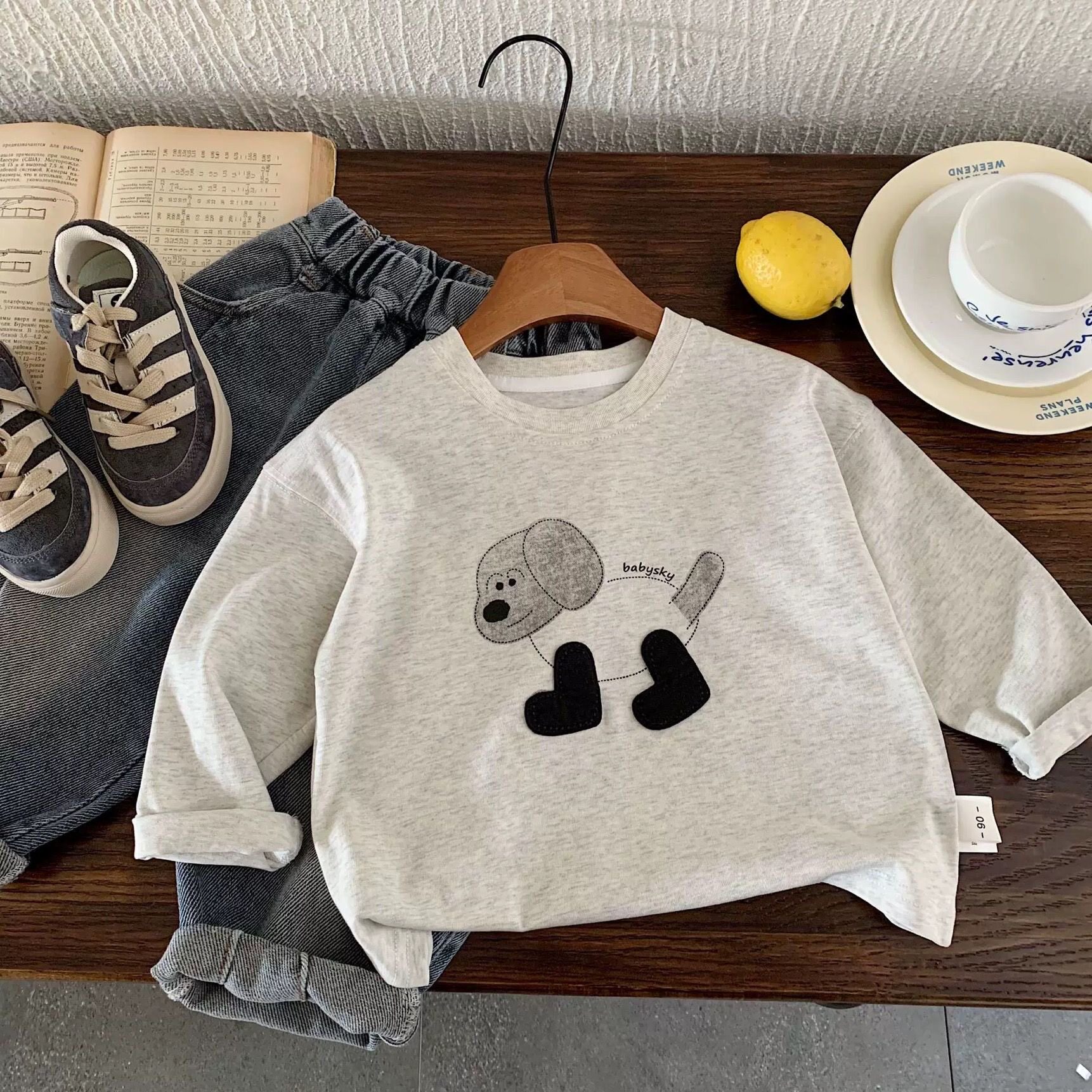 春季宝宝儿童纯棉长袖卡通动漫洋气套头休闲男童女童T恤春装童装