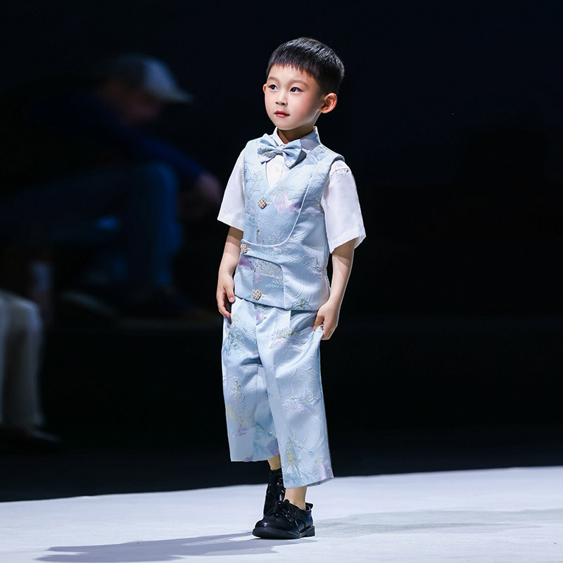 男童走秀西装2024新款夏季儿童礼服套装模特主持人服装钢琴演出服