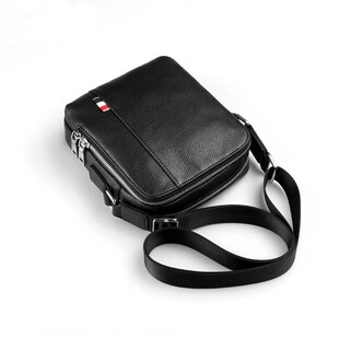 斜挎包男小型头层牛皮轻便真皮男仕小号简约商务休闲潮男土单肩包