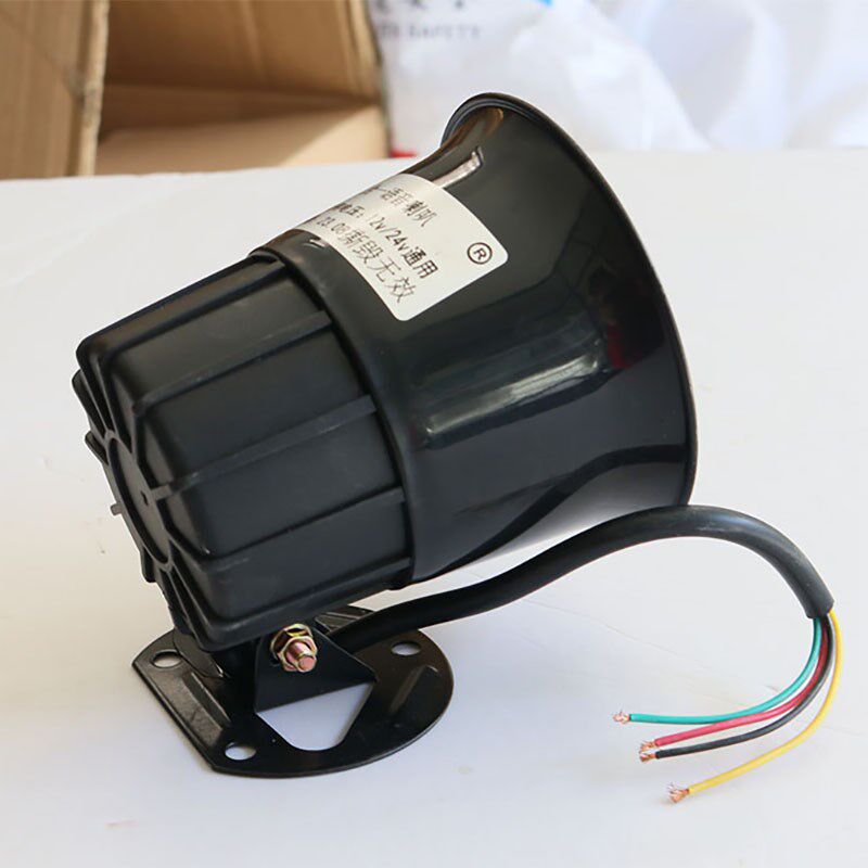 汽车倒车喇叭12V24V通用倒车喇叭左右转向超响防水真人语音喇叭