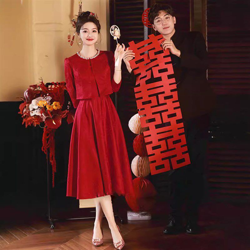 敬酒服新娘2025新款红色订婚礼服裙感结婚回门便装小个子春季