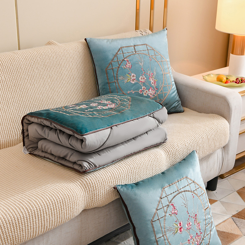 抱枕被中国风多功能丝光绒三合一折叠沙发靠枕P汽车两用空调被午