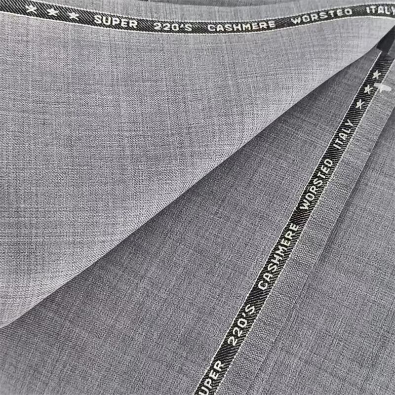 夏季浅灰色精纺西装毛料 70%羊毛斜纹西服西裤面料马甲裙制服布料