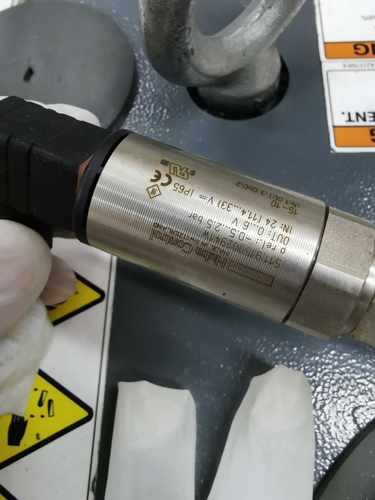 富巴511.915002941W系列压力传感器 变送器 -0.5-2.5bar 0-6v