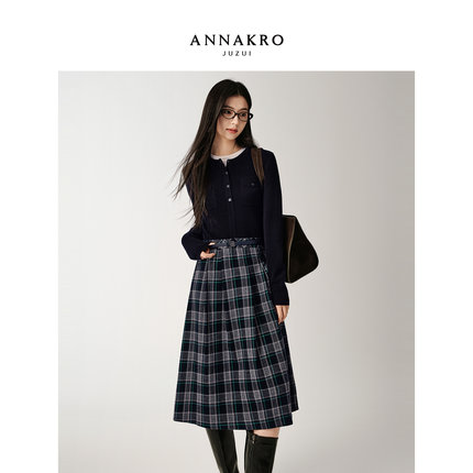 玖姿安娜蔻复古学院风格纹拼接假两件针织衫连衣裙女2025冬季新款