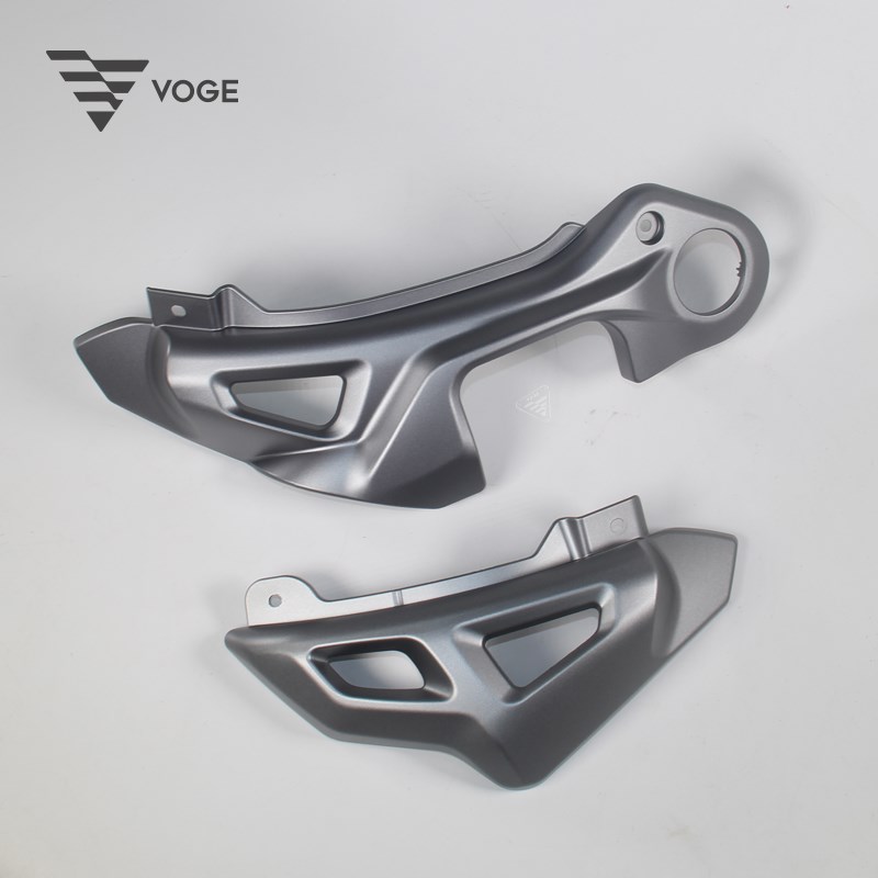 隆鑫VOGE无极机车21款LX300-6U LX300AC左右油箱装饰罩下护罩护板