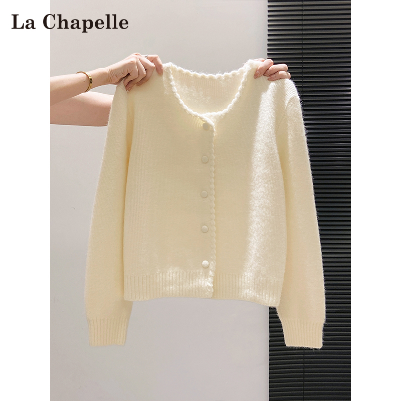 拉夏贝尔杏色纽扣加厚针织开衫女