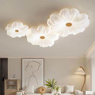 现具代简三约23204原木风灯全光谱客厅灯吸顶灯装卧室室一厅全屋