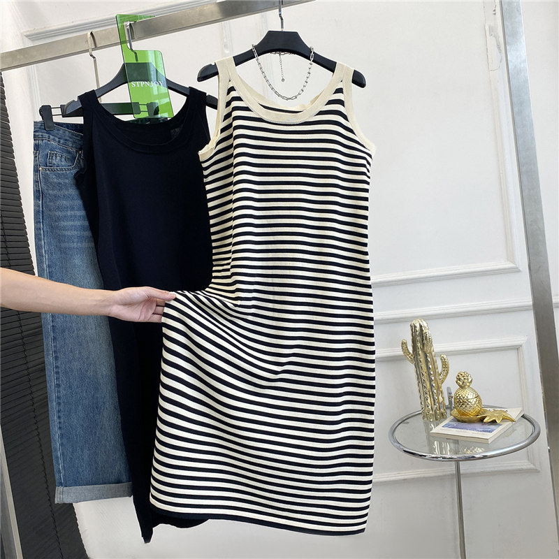 特大码300斤条纹吊带背心无袖连衣裙女宽松胖mm外穿内搭打底长裙