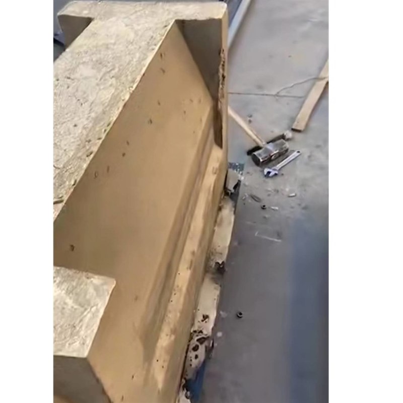 缝隙集水渗透式排水沟 缝隙型集水沟槽钢模具