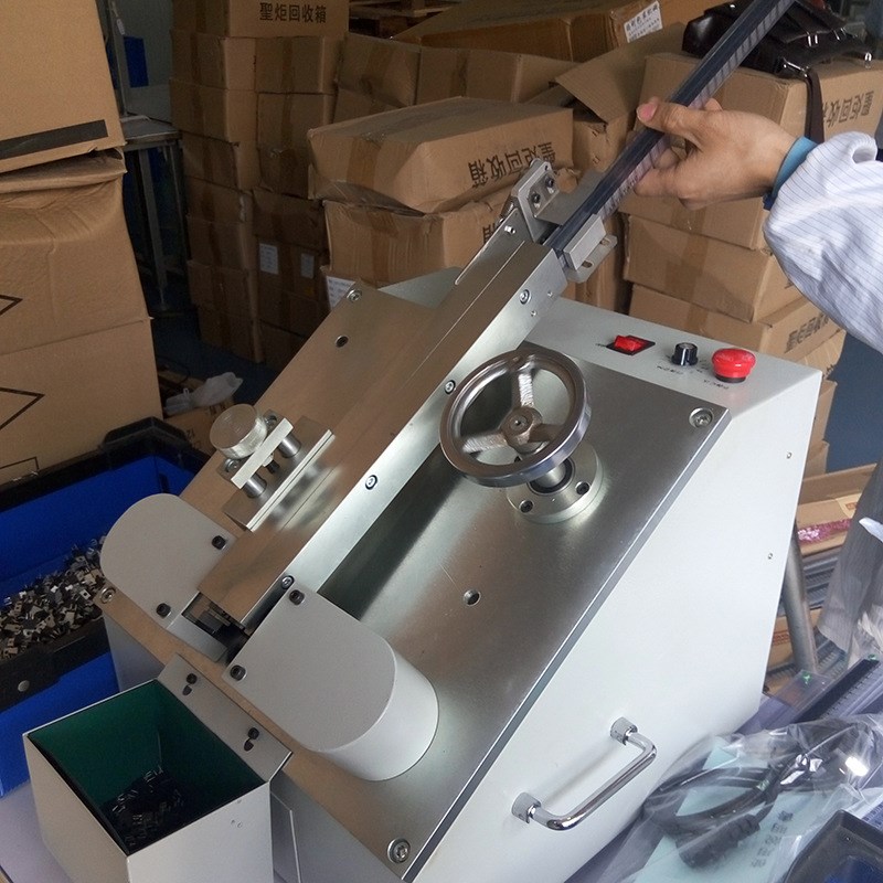 晶体管成形机mos管成形机三极管成形机晶体管踢脚机晶体管打K脚