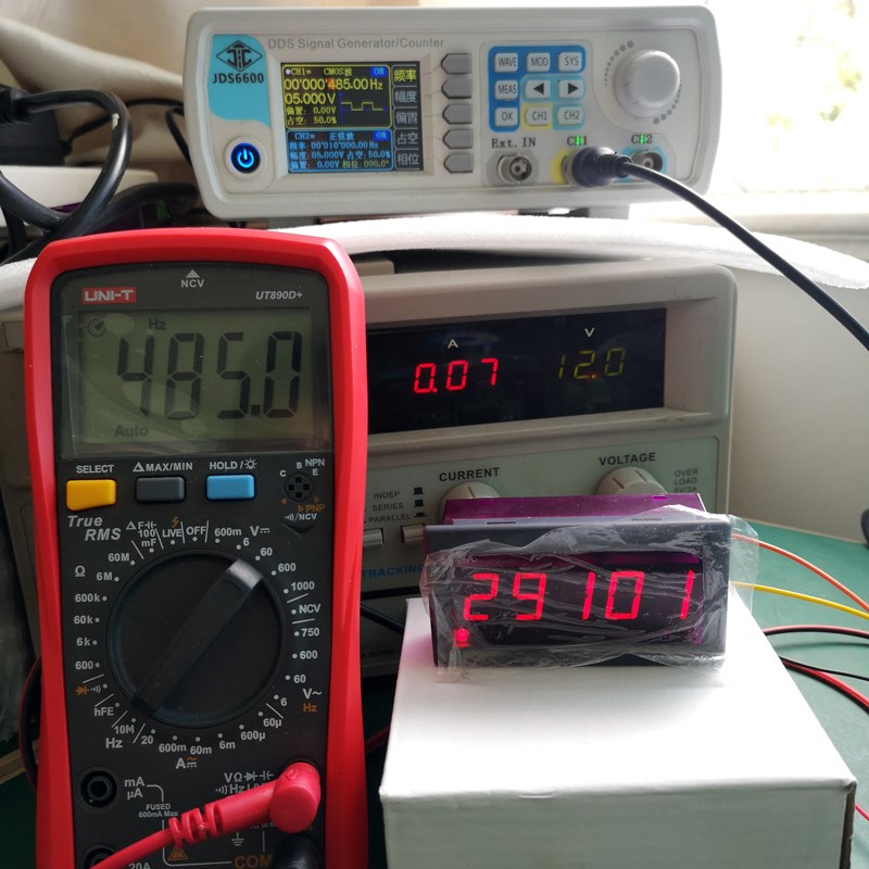 正弦波磁阻齿轮传感器数显转速表数字测速表超速低速报警24v防水