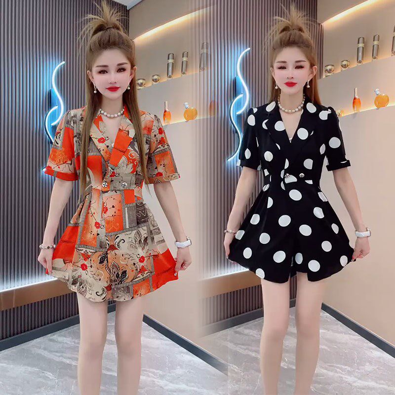 夏季时尚套装女24新款气质收腰系带西装领中长上衣短裤花色两件套