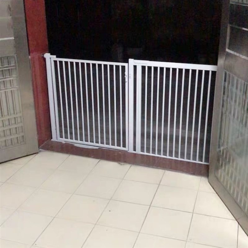儿童门栏楼梯防护围栏挡猫狗宠物大中小型犬隔离栅栏杆免彭泉