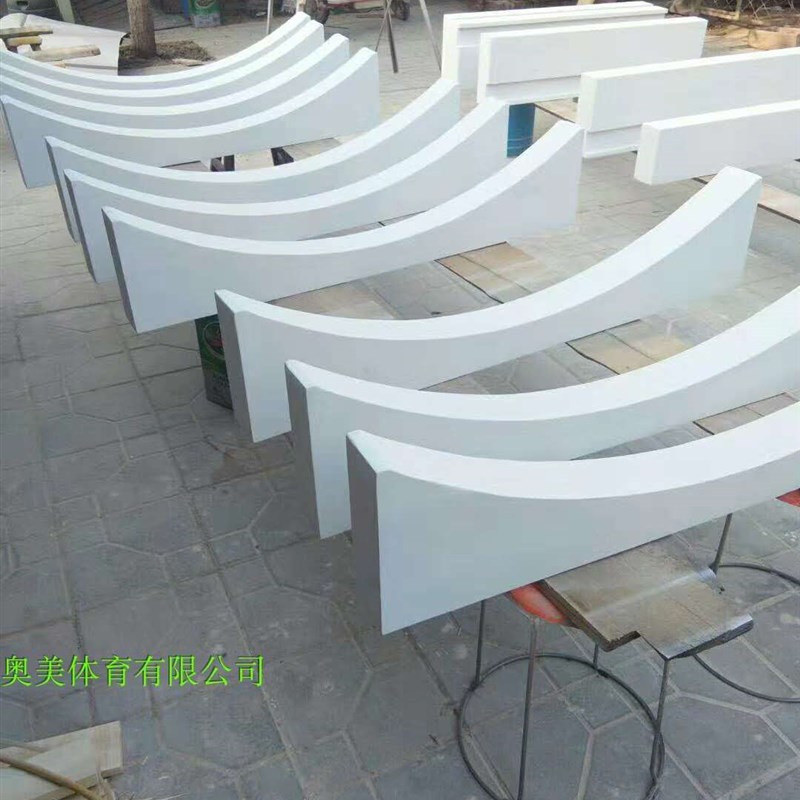 供应纯实木铅球抵趾板 一体无拼装铅球抵趾板