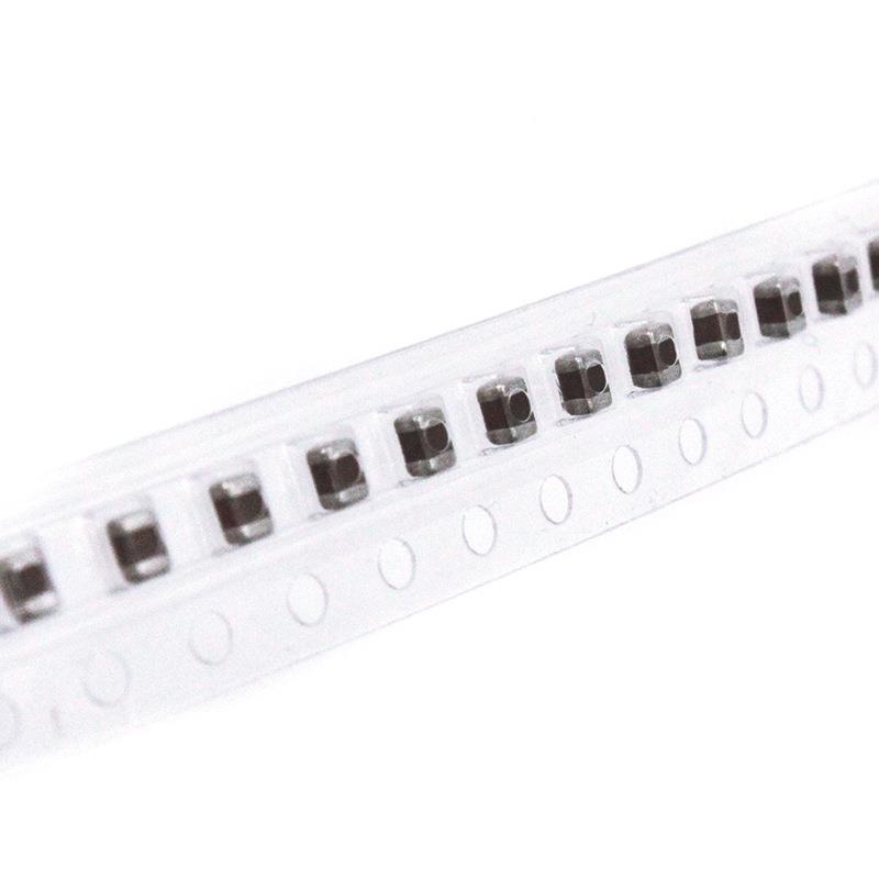 063贴片电容1006M/25V25VADJ10UX5R20%CL10A106MA8NRCNF原装