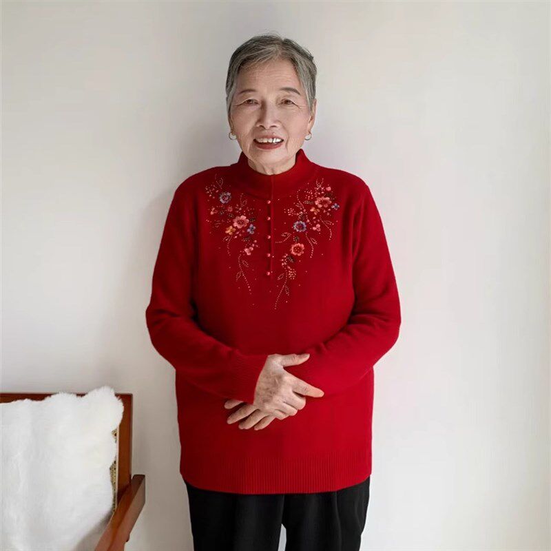 中老年奶奶装冬季新款时尚加绒加厚一体绒针织衫洋气刺绣保暖上衣